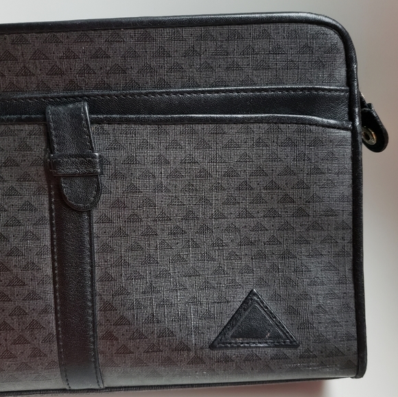 Vintage Liz Claiborne Cross-body Bag - Picture 6 of 13